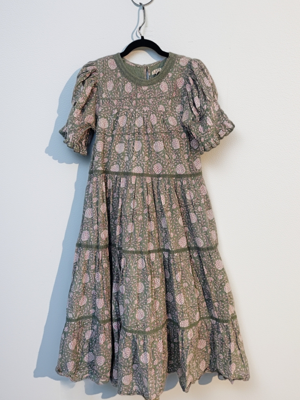 Lali Green Lotus Pin-Tucked Sleeves And Yoke Women's Dress Size S